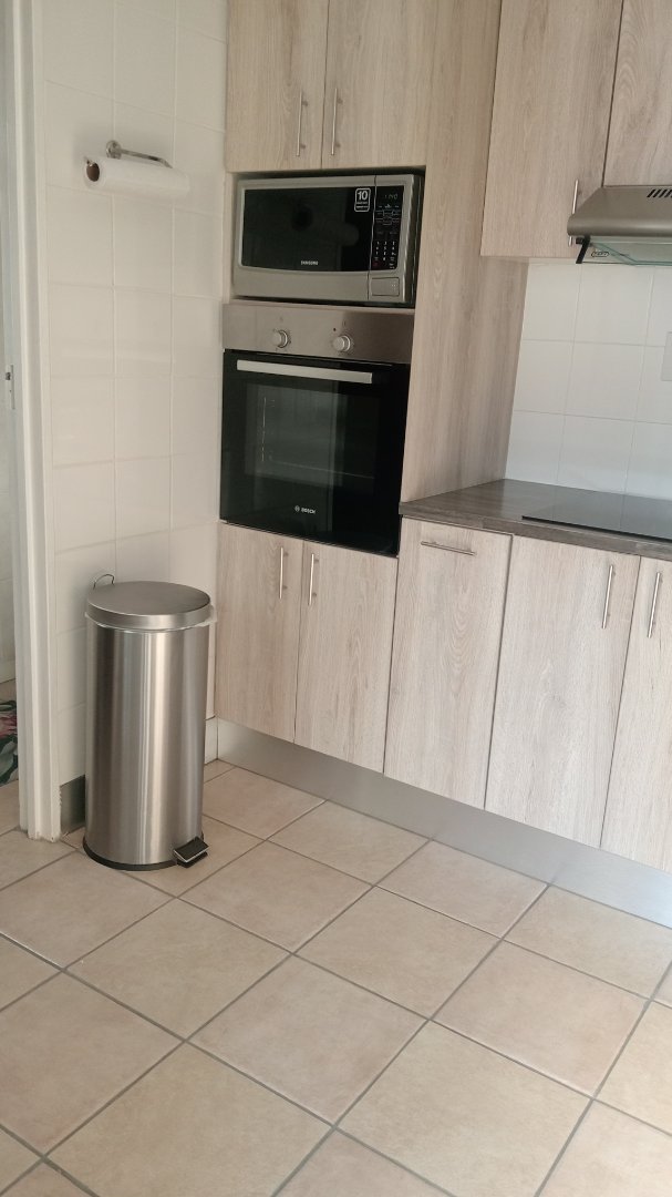2 Bedroom Property for Sale in Lavender Hill Western Cape